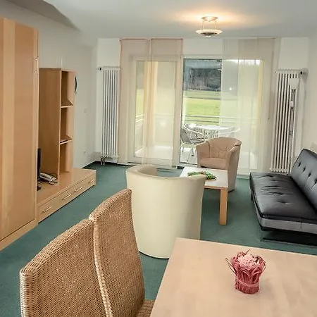 Apartmenthaus Sportchalet דירה